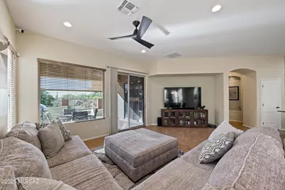 12587 N New Reflection Drive, Marana, AZ 85658 - Photo 9