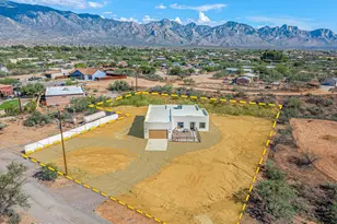 15781 N Twin Lakes Dr, Tucson, AZ 85739 - Photo 1