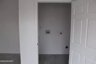 132 W 32nd St, Tucson, AZ 85713 - Photo 11