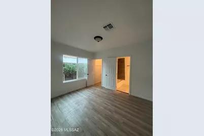 132 W 32nd Street, Tucson, AZ 85713 - Photo 5