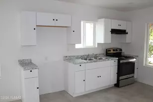 132 W 32nd St, Tucson, AZ 85713 - Photo 11