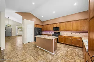 893 West Calle Barbitas, Sahuarita, AZ 85629 - Photo 7