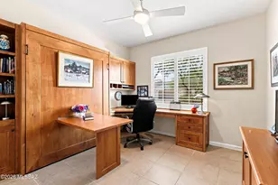 954 N Broken Hills Dr, Green Valley, AZ 85614 - Photo 13