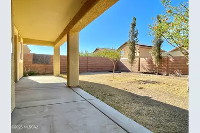 11889 W Heyburn Drive, Marana, AZ 85653 - Photo 3