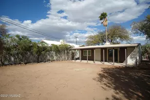 919 N Catalina Ave, Tucson, AZ 85711 - Photo 1
