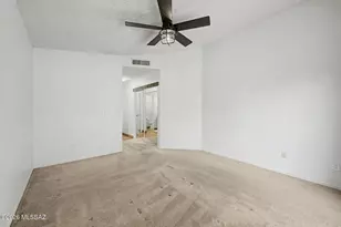 8913 E Citrus Tree Dr, Tucson, AZ 85730 - Photo 11