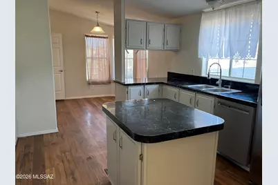6450 N Gemstone Road, Tucson, AZ 85743 - Photo 7