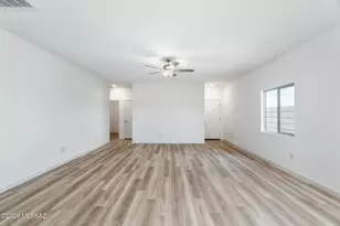 13363 N Cypress Gdns Dr, Marana, AZ 85653 - Photo 3