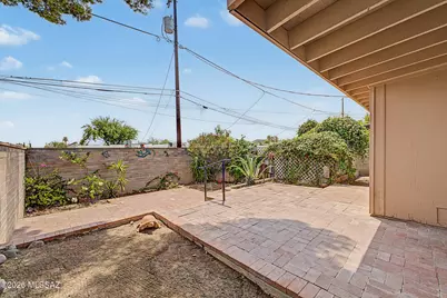 1841 W Caravelle Road, Tucson, AZ 85713 - Photo 23