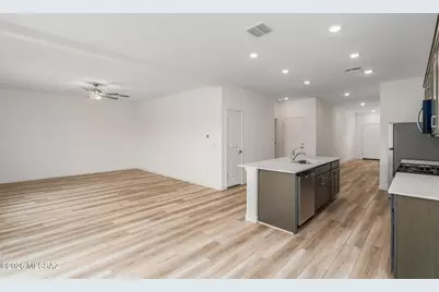 13345 N Cypress Gardens Drive, Marana, AZ 85653 - Photo 9