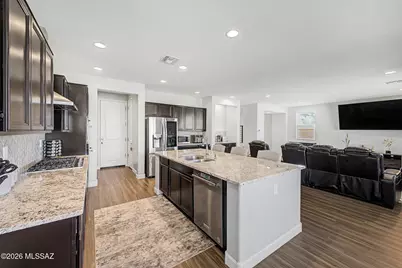 11921 N Silver Village Place, Oro Valley, AZ 85737 - Photo 11