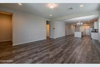 10324 S Barlow Way, Vail, AZ 85641 - Photo 9