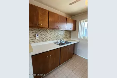 1776 S Palo Verde Avenue #E212, Tucson, AZ 85713 - Photo 5