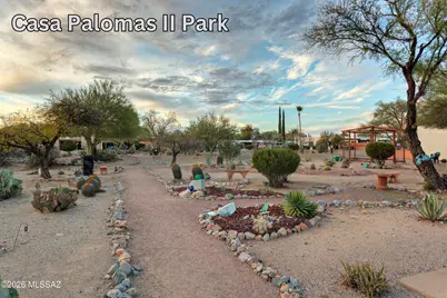 77 W Calle Del Lago, Green Valley, AZ 85614 - Photo 37