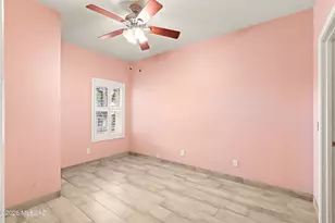 8140 N Iron Ridge Dr, Tucson, AZ 85743 - Photo 27