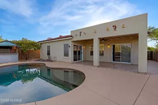 8140 N Iron Ridge Dr, Tucson, AZ 85743 - Photo 35