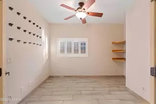 8140 N Iron Ridge Dr, Tucson, AZ 85743 - Photo 23