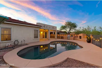 8140 N Iron Ridge Drive, Tucson, AZ 85743 - Photo 43