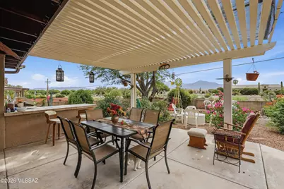 132 E Santa Rebecca Drive, Green Valley, AZ 85614 - Photo 5