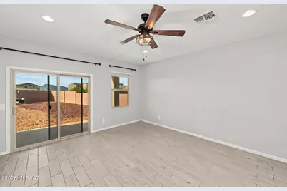 6860 W Jadewood Lane, Tucson, AZ 85757 - Photo 11