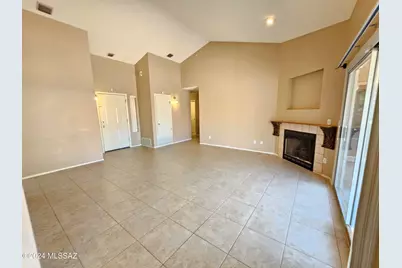 9827 N Stonecreek Place, Tucson, AZ 85742 - Photo 11