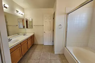 9827 N Stone Creek Pl, Tucson, AZ 85742 - Photo 17