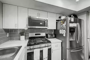 1852 S Skyview Pl, Tucson, AZ 85748 - Photo 13