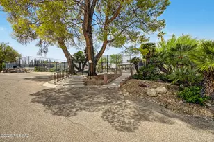 1852 S Skyview Pl, Tucson, AZ 85748 - Photo 33