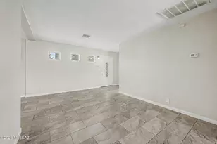 4182 E Valentine St, Tucson, AZ 85711 - Photo 5