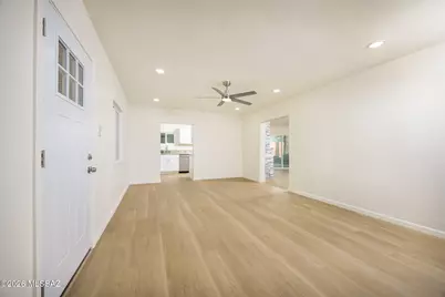 3926 E Louis Lane, Tucson, AZ 85712 - Photo 3