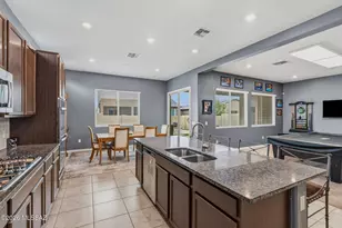 10955 W Radcliff Dr, Marana, AZ 85653 - Photo 11