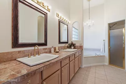 3412 S Waterfall Drive, Green Valley, AZ 85614 - Photo 27