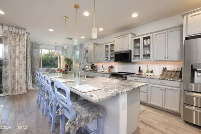 7776 W Buckeye Path, Marana, AZ 85658 - Photo 11