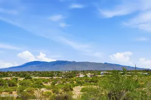 973 S Pantano Overlook Dr, Tucson, AZ 85710 - Photo 1