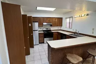 264 E Scheibe Way, Tucson, AZ 85705 - Photo 7