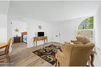 364 S Paseo Lobo #C, Green Valley, AZ 85614 - Photo 3
