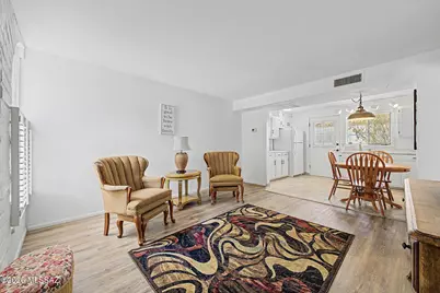 364 S Paseo Lobo #C, Green Valley, AZ 85614 - Photo 5