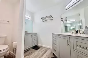240 E Pastime Rd, Tucson, AZ 85705 - Photo 15