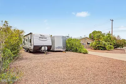 5734 E 19th Street, Tucson, AZ 85711 - Photo 7