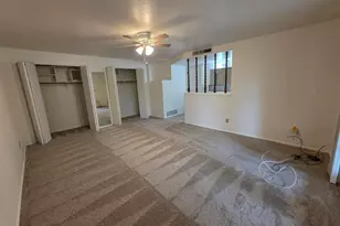 6736 E Rosewood Cir, Tucson, AZ 85710 - Photo 19