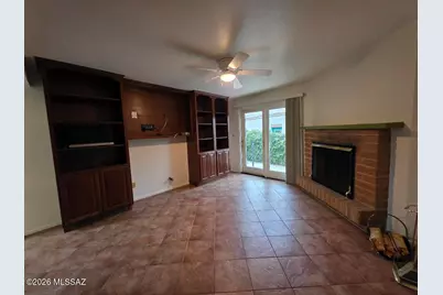 6736 E Rosewood Circle, Tucson, AZ 85710 - Photo 9