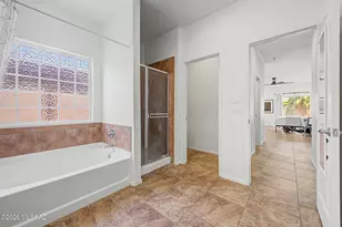 8234 N Stonehill Dr, Tucson, AZ 85743 - Photo 23