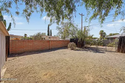 4934 E 17th Street, Tucson, AZ 85711 - Photo 27