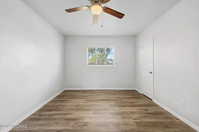 4934 E 17th Street, Tucson, AZ 85711 - Photo 15