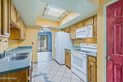 8651 N Avenida Amatista, Tucson, AZ 85704 - Photo 13