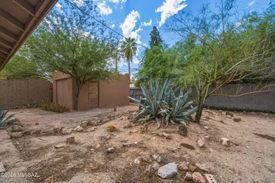 2040 E Hawthorne Street, Tucson, AZ 85719 - Photo 41
