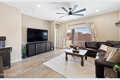 13148 N Homestead Lane, Marana, AZ 85653 - Photo 11