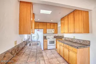1304 E Linden St, Tucson, AZ 85719 - Photo 9