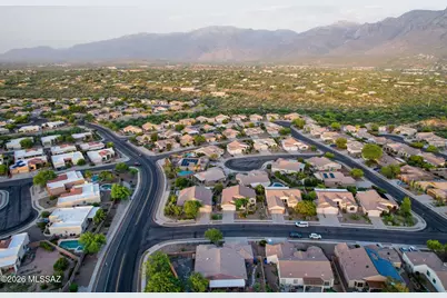 11618 N Flat Iron Drive, Tucson, AZ 85737 - Photo 47