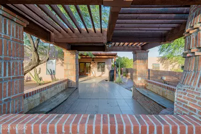 9271 N Moon View Place, Tucson, AZ 85742 - Photo 33